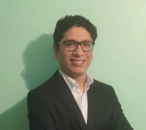 Dr. Eric F. Espinosa Cazarín